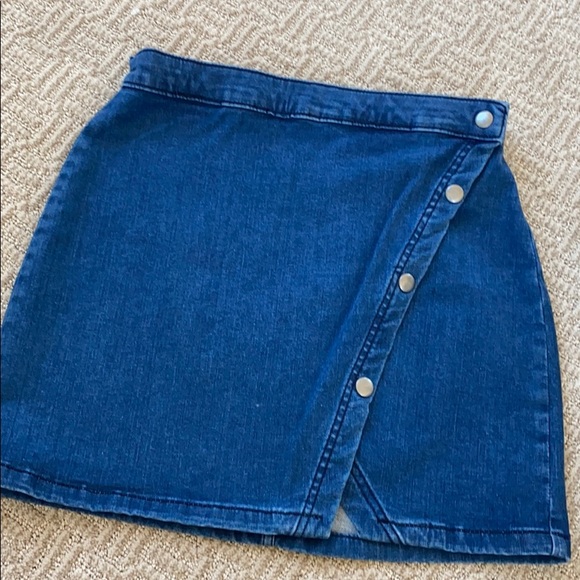 Free People notched denim mini NWT - Picture 6 of 7